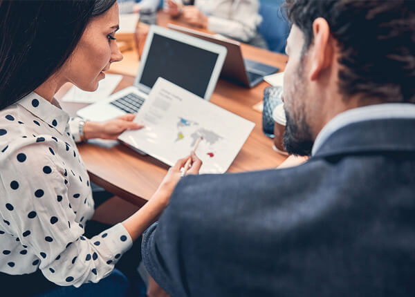 Per-diem vs. long-term contracts: when each model saves your budget.