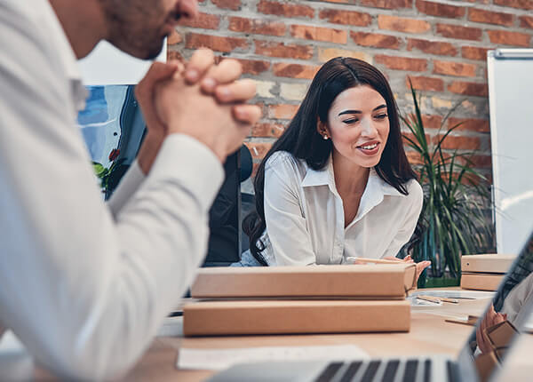 Per-diem vs. long-term contracts: when each model saves your budget.